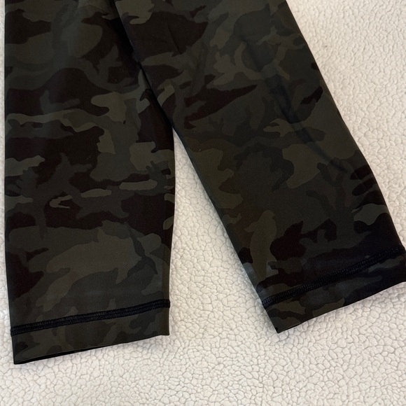 Lululemon Camouflage Leggings - Picture 6 of 6
